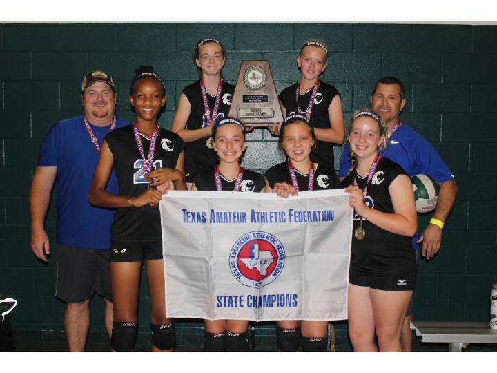 2014 - 10 & Under Girls State Volleyball Champions:
Blue Crew, Denton